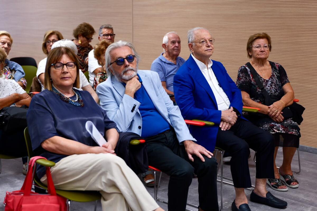 Inclusione digitale: accordo Regione-Inps per corsi online nelle Università della terza età pugliesi