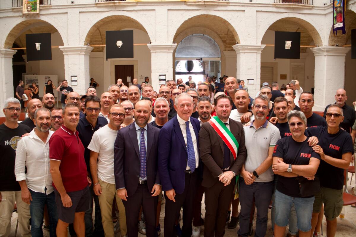 AC Boilers, il rilancio della fabbrica di Gioia del Colle è vicino: la visita del ministro Urso AC Boilers, il rilancio della fabbrica di Gioia del Colle è vicino: la visita del ministro Urso
