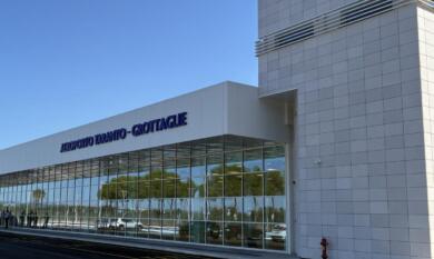 Voli civili dall'”Arlotta” di Grottaglie per gli scali di Roma e Milano: Aeroporti di Puglia pubblica l’avviso