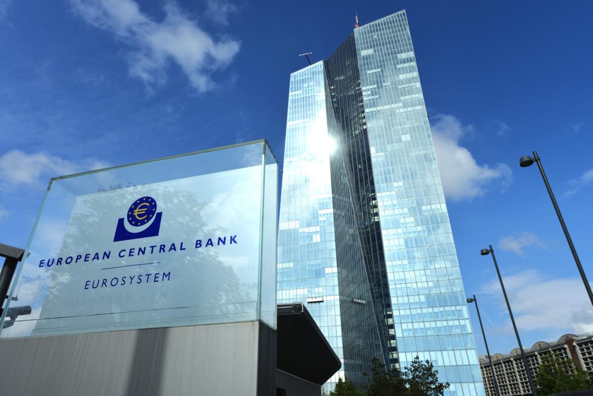 Gas e petrolio spingono l’inflazione, la Banca centrale europea verso il rialzo dei tassi Gas e petrolio spingono l’inflazione, la Banca centrale europea verso il rialzo dei tassi