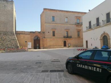 Galatone, evade dai domiciliari e fugge a bordo di un’auto rubata: arrestato un 17enne