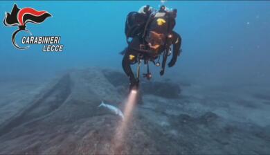 Pesca subacquea illegale nei mari del Salento, controlli dei carabinieri: multa per un 58enne – VIDEO