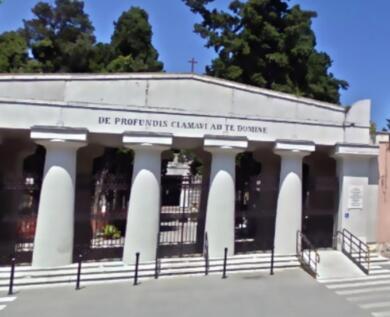 Barletta, perde il borsello con 600 euro al cimitero: un addetto del Comune lo restituisce