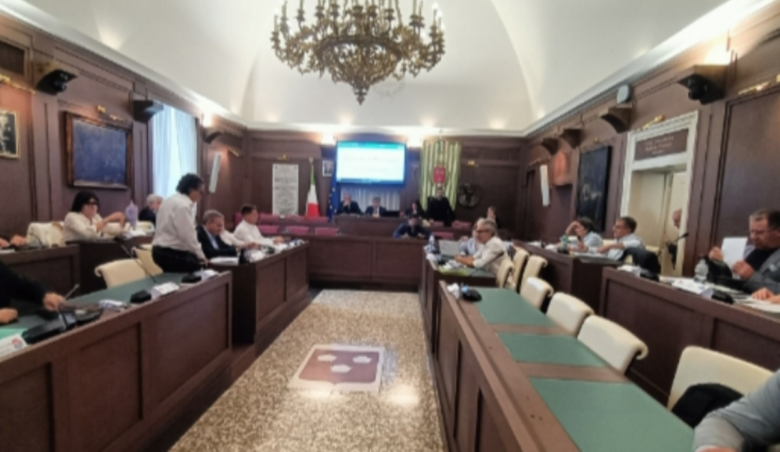 consiglio comunale monopoli