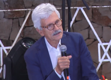 D’Alema dalla Festa del Pd a Martina Franca: «Sbagliato sospendere Schengen, dietro c’è Israele»