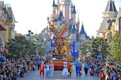 Disneyland Paris a caccia di talenti: maxi recruiting a ottobre a Roma e Bari per 5mila assunzioni