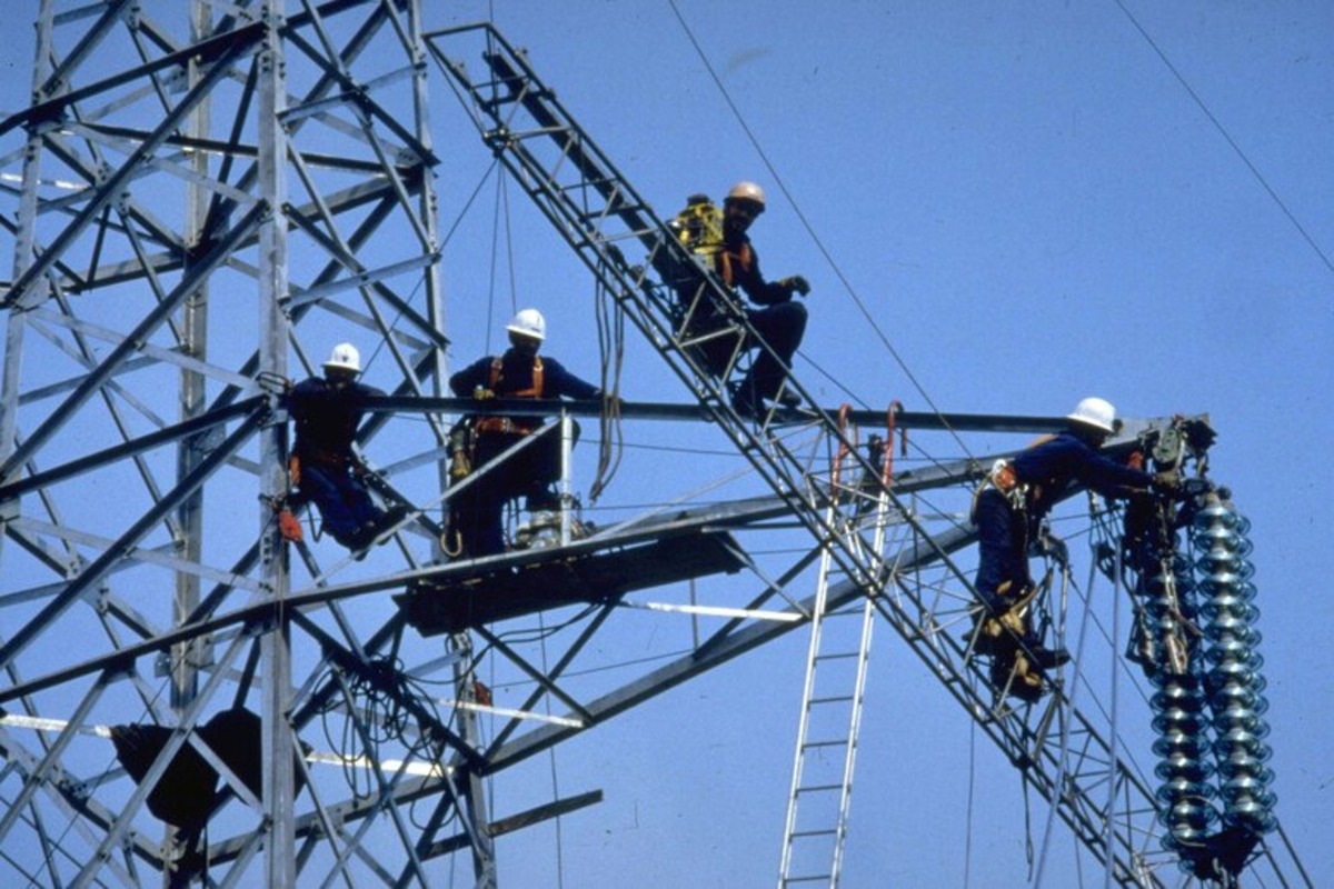 L’inflazione riprende a correre a settembre e vola al 4,2%: pesa la stangata sui beni energetici L’inflazione riprende a correre a settembre e vola al 4,2%: pesa la stangata sui beni energetici