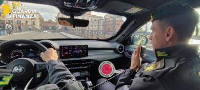 Scoperti 23 lavoratori in nero e sei irregolari nel Tarantino, cinque attività a rischio chiusura