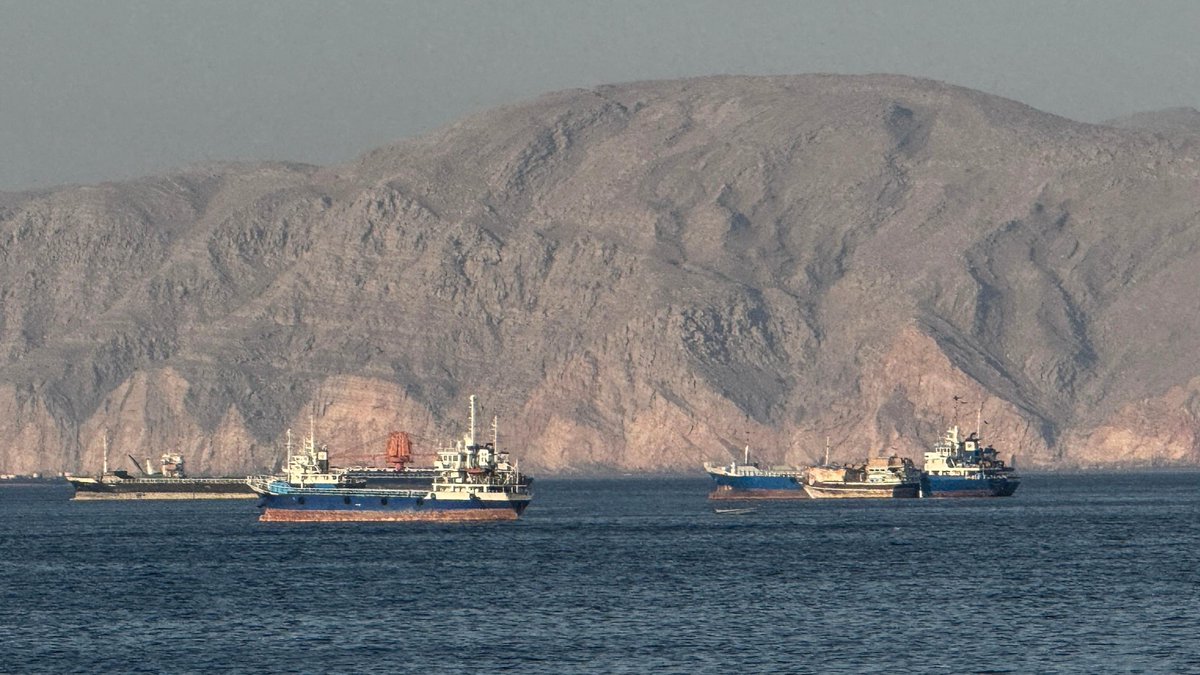 Shock petrolio, l’effetto Hormuz mette in crisi l’economia mondiale Shock petrolio, l’effetto Hormuz mette in crisi l’economia mondiale