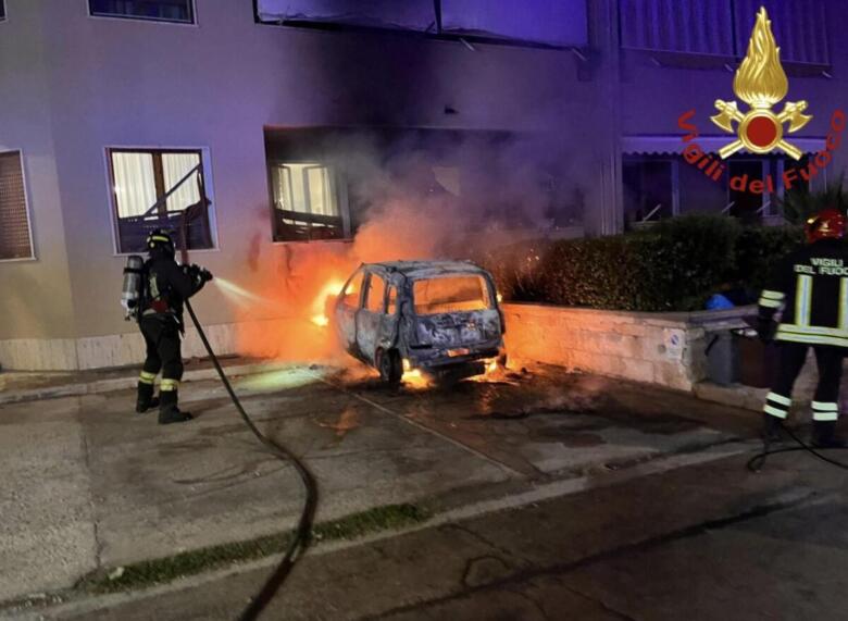 incendio auto galatina