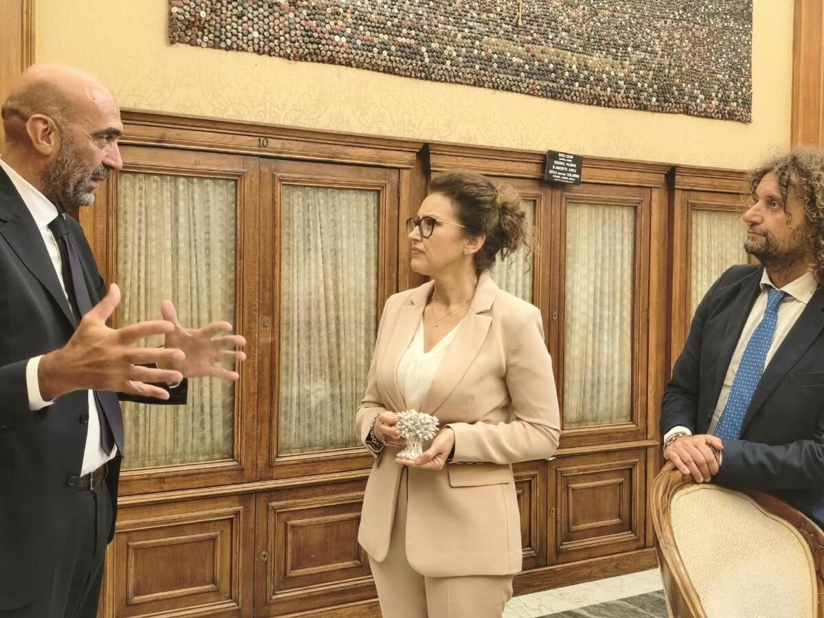 Bari, la viceministra Bellucci visita “DesTEENazione”: «Lavoriamo per dare risposte concrete ai giovani» – FOTO Bari, la viceministra Bellucci visita “DesTEENazione”: «Lavoriamo per dare risposte concrete ai giovani» – FOTO