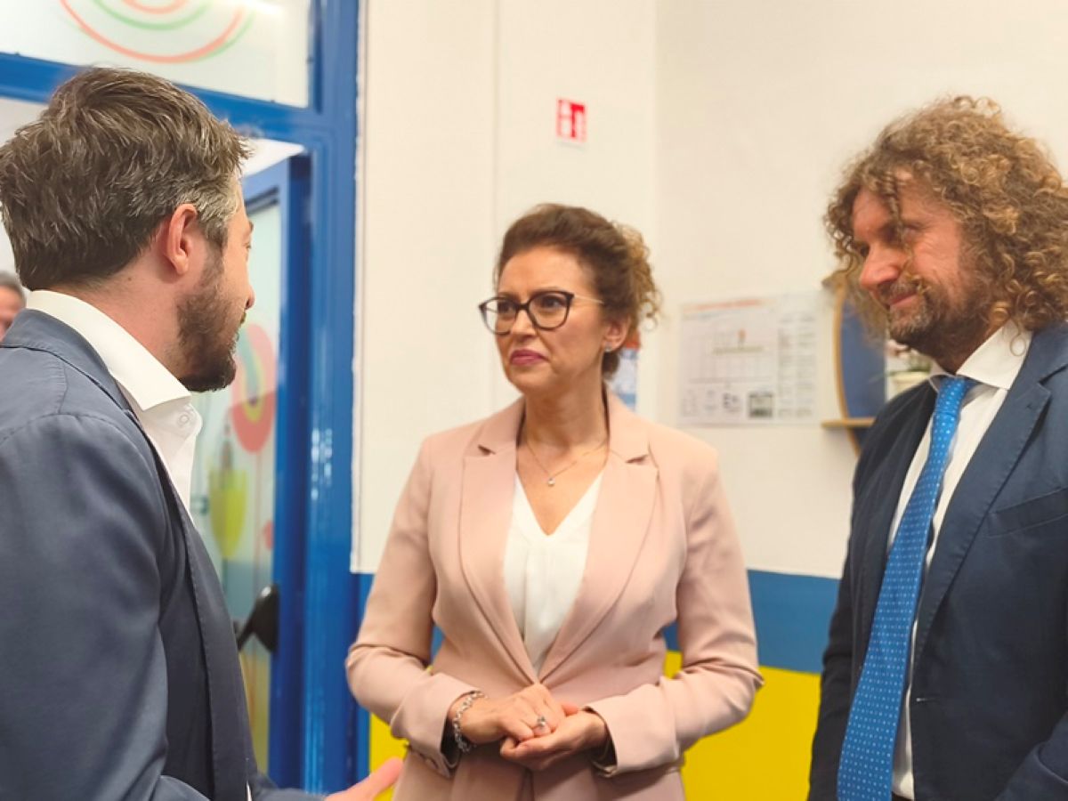 Bari, la viceministra Bellucci visita “DesTEENazione”: «Lavoriamo per dare risposte concrete ai giovani» – FOTO Bari, la viceministra Bellucci visita “DesTEENazione”: «Lavoriamo per dare risposte concrete ai giovani» – FOTO