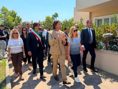 Giorgia Meloni lascia Bari, tappa a Policoro: sopralluogo nelle aree colpite dalla tromba d’aria