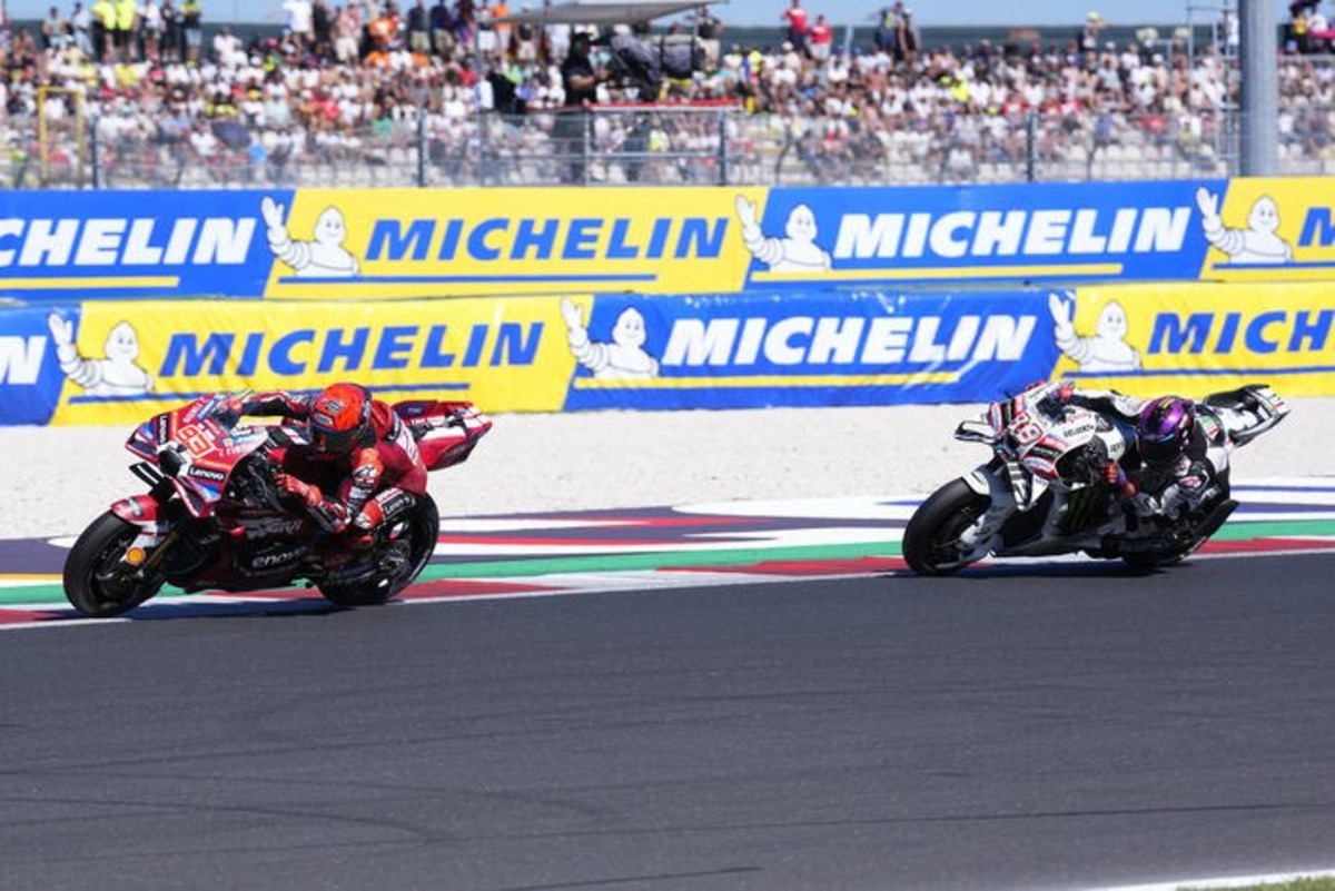 MotoGp, a Misano vince Marc Marquez, quinta l’Aprilia di Martin: spagnolo in vetta alla classifica MotoGp, a Misano vince Marc Marquez, quinta l’Aprilia di Martin: spagnolo in vetta alla classifica