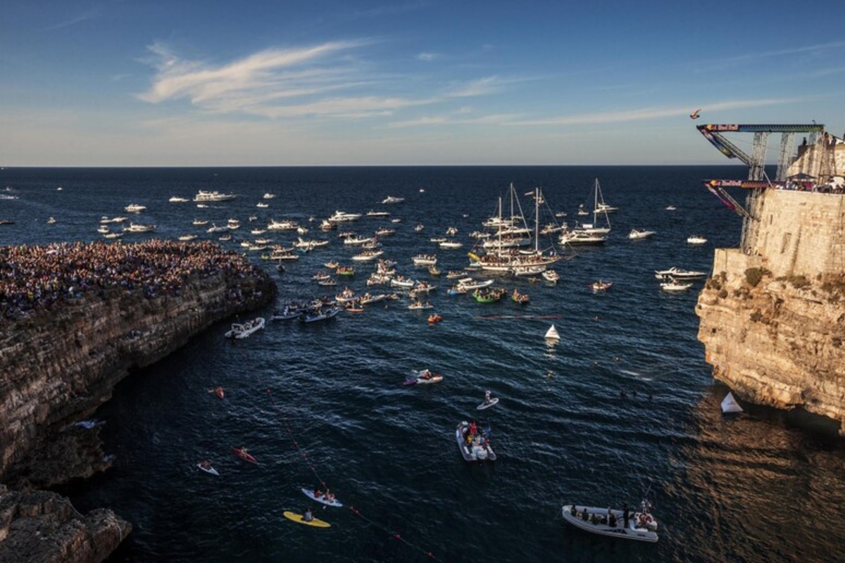 Due offerte per il porto turistico di Polignano a Mare: D-Marin e Perimetro Blu in corsa per Cala Ponte Due offerte per il porto turistico di Polignano a Mare: D-Marin e Perimetro Blu in corsa per Cala Ponte