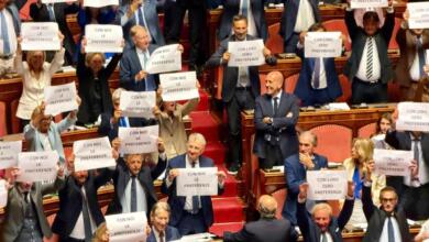 Legge elettorale, scoppia il caos al Senato sul nodo delle preferenze: la destra si ricompatta