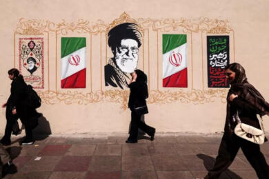 L’Iran gela Trump: «Nessun dialogo senza condizioni». Il Pentagono svela la crisi di munizioni