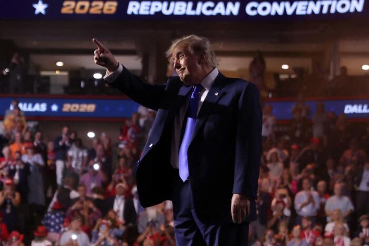 Trump alza la posta per le midterm: «Fateci finire il lavoro e ogni americano avrà 5.000 dollari» Trump alza la posta per le midterm: «Fateci finire il lavoro e ogni americano avrà 5.000 dollari»