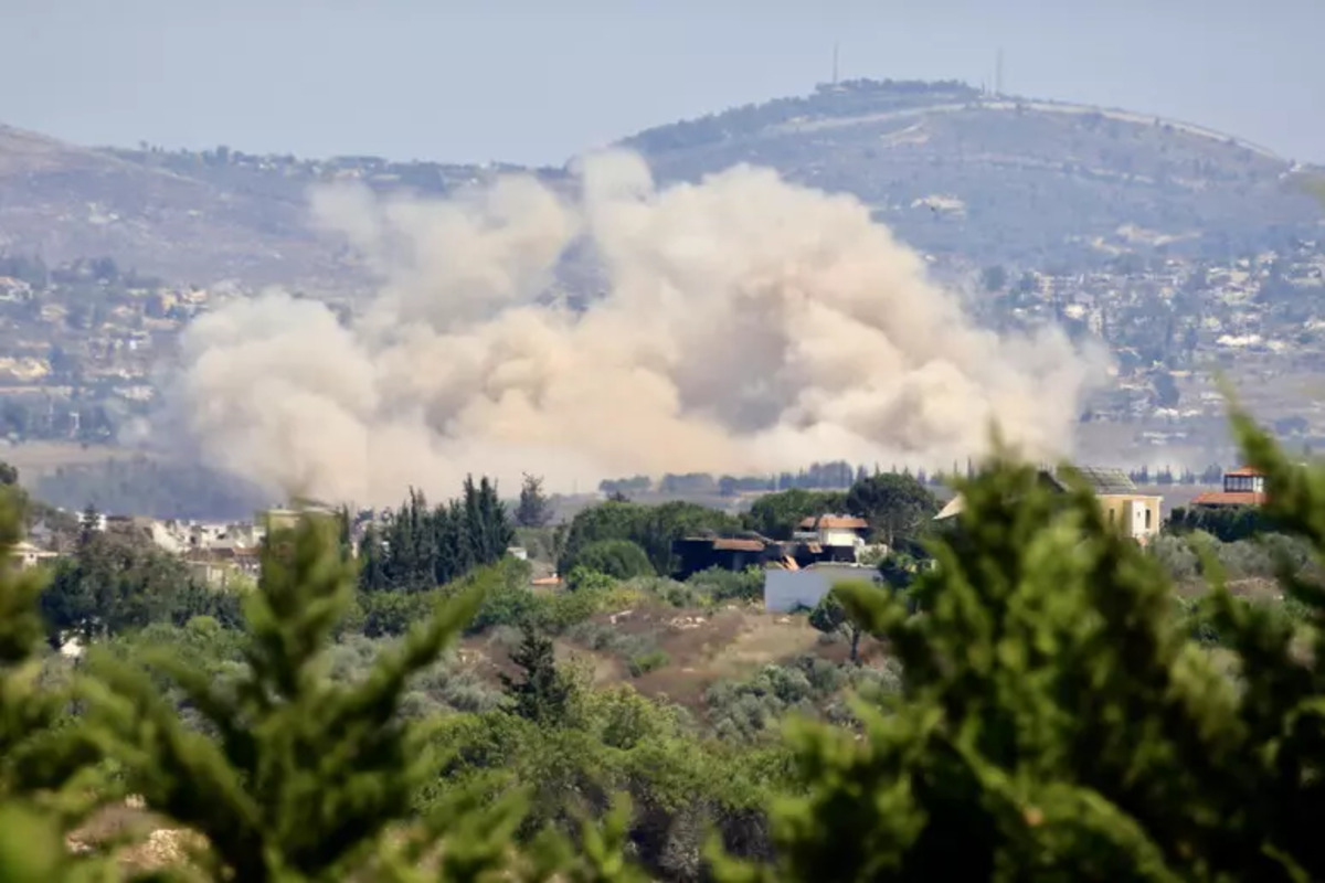 Raid israeliani nel sud del Libano: 11 morti, uccisi anche due neonati e due soccorritori Raid israeliani nel sud del Libano: 11 morti, uccisi anche due neonati e due soccorritori