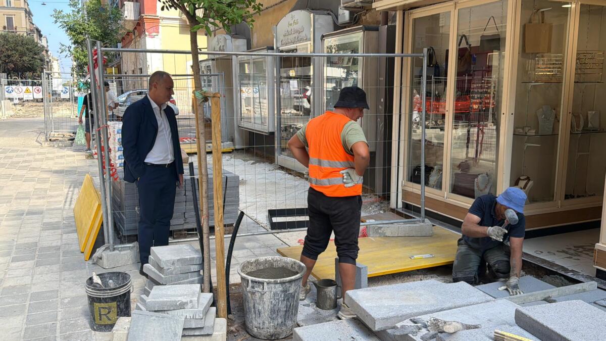 Bari, via Manzoni più verde: nel weekend apre l’isolato Nicolai-Dante