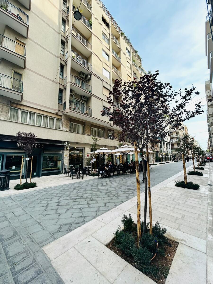 Bari, completati i lavori in via Argiro. Leccese: «I disagi passano, le trasformazioni restano» – FOTO Bari, completati i lavori in via Argiro. Leccese: «I disagi passano, le trasformazioni restano» – FOTO