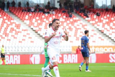 Il Bari spreca al San Nicola con la Scafatese ed è solo 1-1