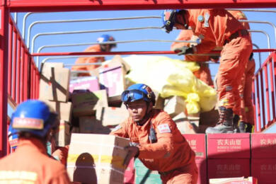 Violento terremoto di magnitudo 7.0 in Tibet: bilancio provvisorio di 16 morti e 46 feriti