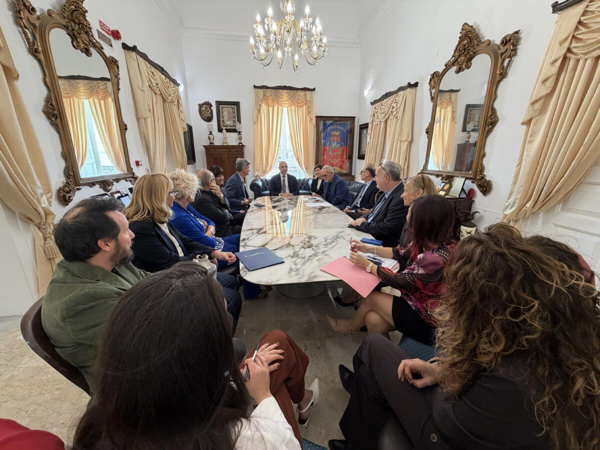 Taranto, nasce il tavolo con gli atenei pugliesi: verso l’Università del Mediterraneo Taranto, nasce il tavolo con gli atenei pugliesi: verso l’Università del Mediterraneo
