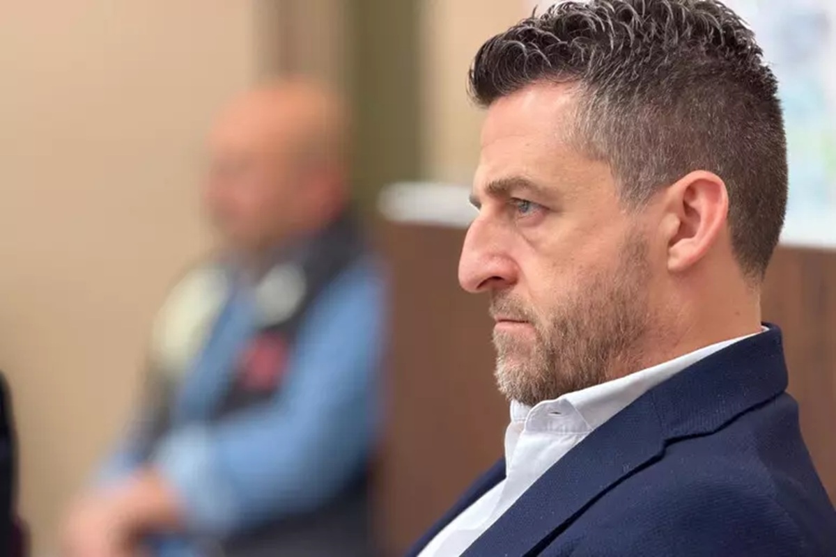 Maxi-operazione anti ‘ndrangheta nel Cosentino: 41 arresti, ai domiciliari il sindaco di Corigliano Maxi-operazione anti ‘ndrangheta nel Cosentino: 41 arresti, ai domiciliari il sindaco di Corigliano