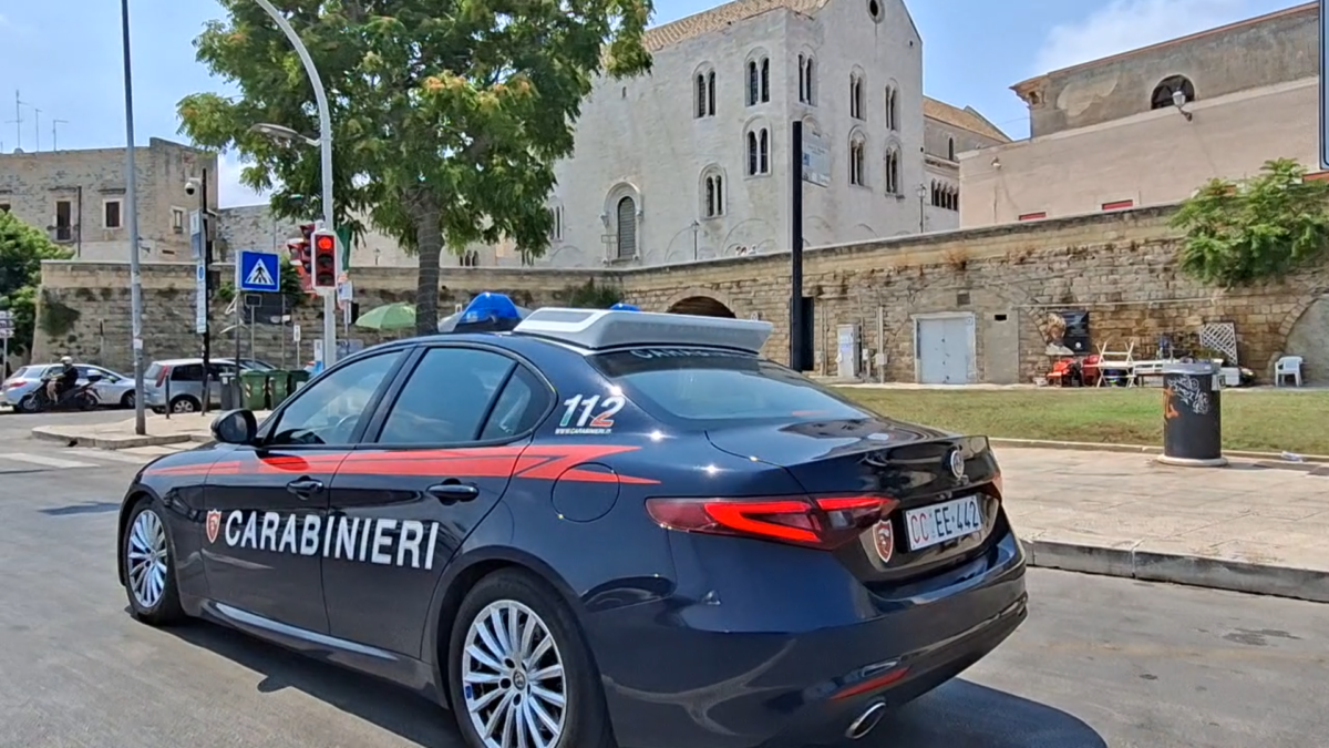 Controlli su monopattini, bici elettriche e minicar a Bari: multe per 5mila euro in un solo pomeriggio Controlli su monopattini, bici elettriche e minicar a Bari: multe per 5mila euro in un solo pomeriggio