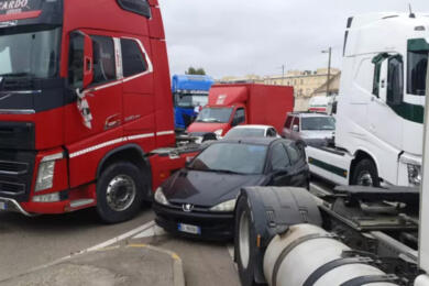Protesta degli autotrasportatori, disagi e code al Sud: chiuso il nodo A1-A30