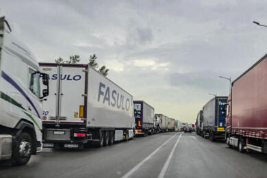 Protesta degli autotrasportatori: aeroporti di Crotone e Reggio Calabria senza carburante