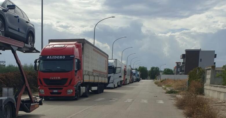 camion in coda