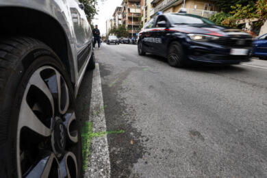 Roma, fermati i due della “banda della minicar”: entrambi minorenni, confessano davanti al pm