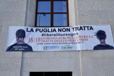 Giornata contro la tratta di esseri umani, la Regione Puglia rinnova il suo impegno con tre iniziative – VIDEO