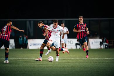 Serie C, il Bari strappa un punto alla Casertana col gol di Gomez