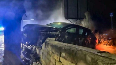 Tragedia sfiorata a Massafra, 16enne alla guida fugge dai carabinieri e si schianta: 6 feriti