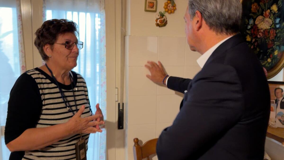 Case popolari a Squinzano, Pagliaro: «Persone costrette a vivere nel degrado tra muffa e umidità» – FOTO e VIDEO