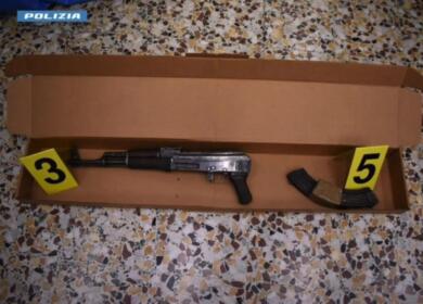 San Severo, armi da guerra per gli assalti mafiosi ai portavalori: arrestato un 57enne – VIDEO
