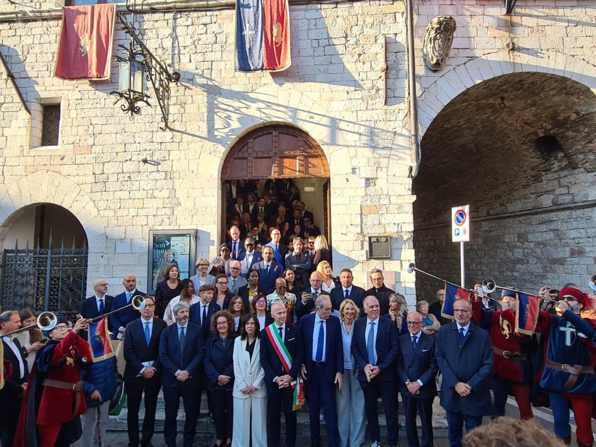 San Francesco, 800 anni dalla sua morte: Regione Puglia ad Assisi con l’assessora Ciliento San Francesco, 800 anni dalla sua morte: Regione Puglia ad Assisi con l’assessora Ciliento
