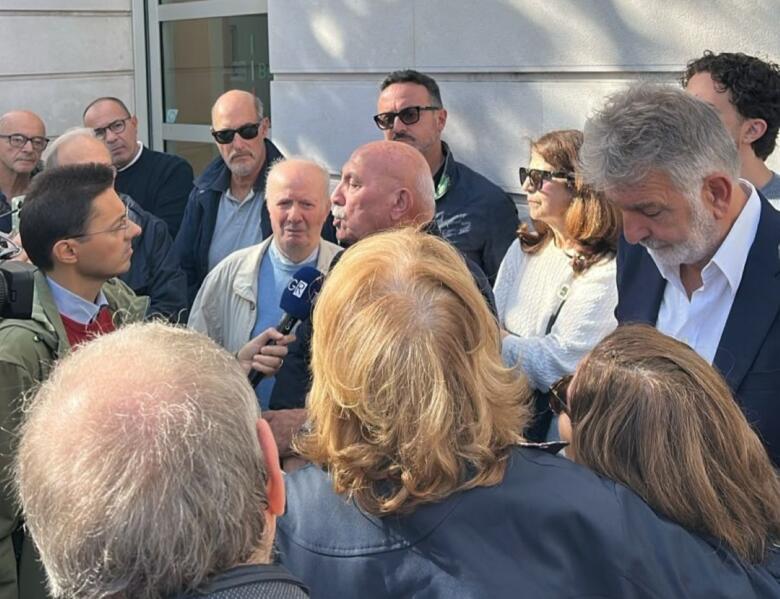 manifestazione azionisti ex popolare di bari