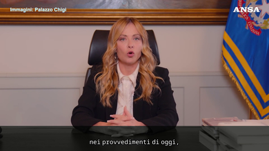 Meloni al termine del CdM sulla sicurezza: «Da oggi nasce il reato di partecipazione violenta a cortei»