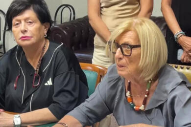 Lecce, insulti social a Poli Bortone: la Procura chiede l’archiviazione. L’avvocata della sindaca: «Ci opporremo»