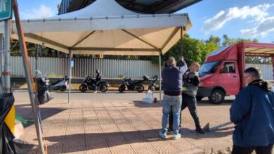 Taranto, lo sciopero all’ex Ilva termina alle 23: rimossi i blocchi stradali. I sindacati: «Ma non arretreremo» – VIDEO