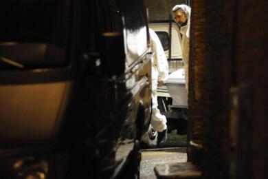 Morte di David Rossi, la perizia del Ris: «Estrapolate 12 ombre all’inizio del vicolo»