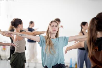 Equilibrio dinamico, Roberta Ferrara: «Mi impegno per portare in Puglia artisti, coreografi e opportunità internazionali» – L’INTERVISTA