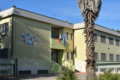 Casamassima, malori a scuola dopo la disinfestazione: evacuate le aule