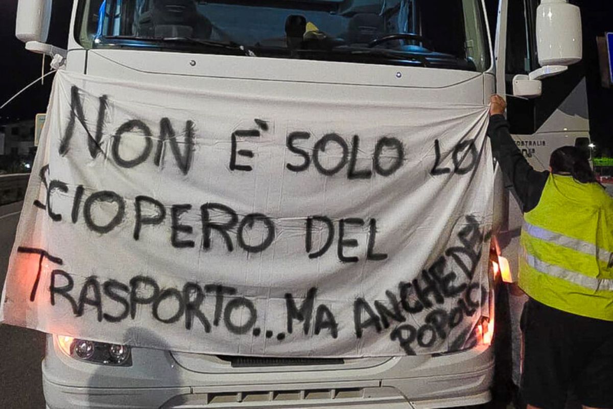 Protesta degli autotrasportatori, gli industriali di Puglia e Campania: «Imprese al collasso. Servono risposte» Protesta degli autotrasportatori, gli industriali di Puglia e Campania: «Imprese al collasso. Servono risposte»