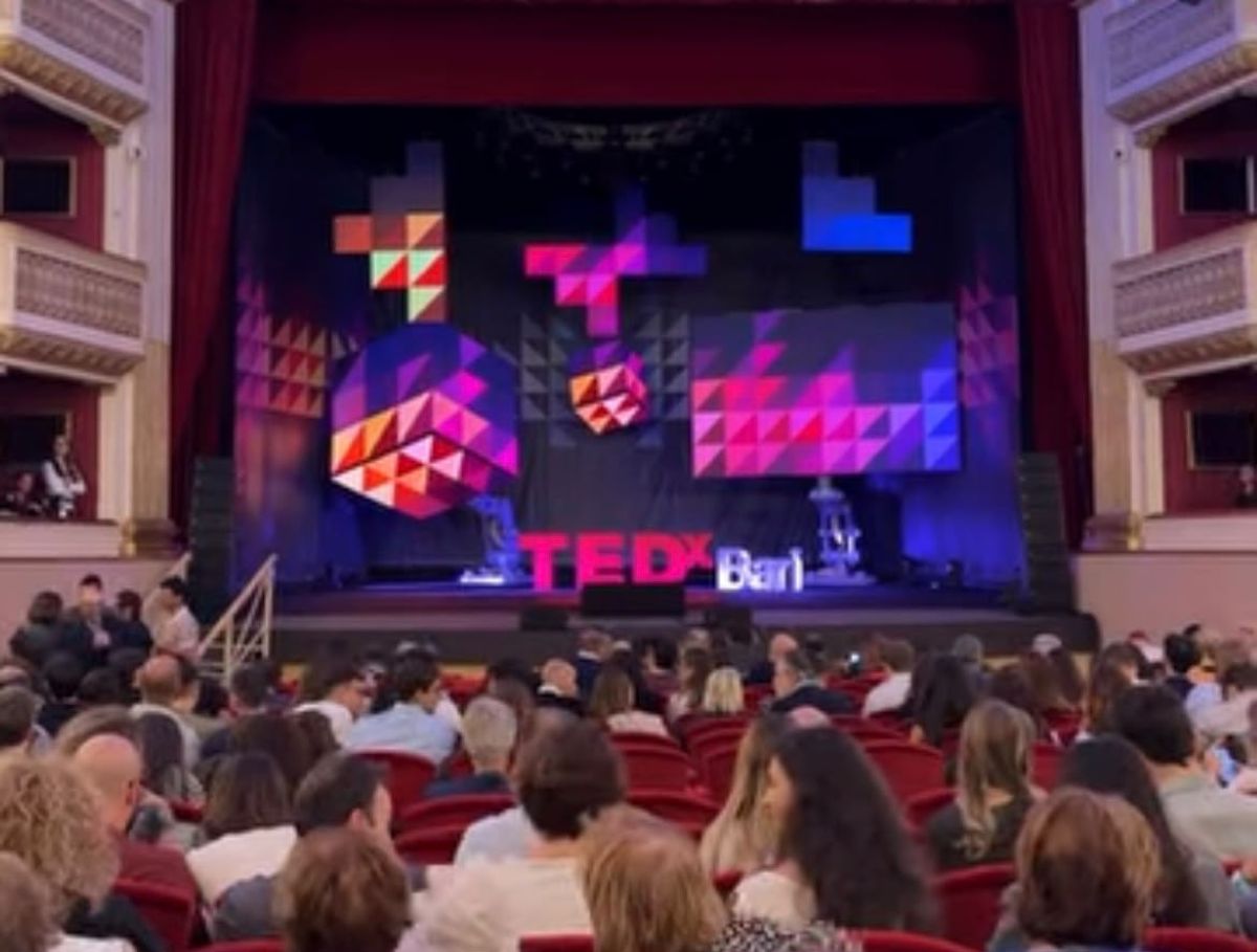 TEDx Bari, oltre la soglia: le cose che non si possono dire, vedere e sentire TEDx Bari, oltre la soglia: le cose che non si possono dire, vedere e sentire