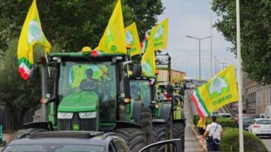 Caro carburanti, migliaia di agricoltori pronti a tornare in piazza a Bari: nel capoluogo sfilano i trattori